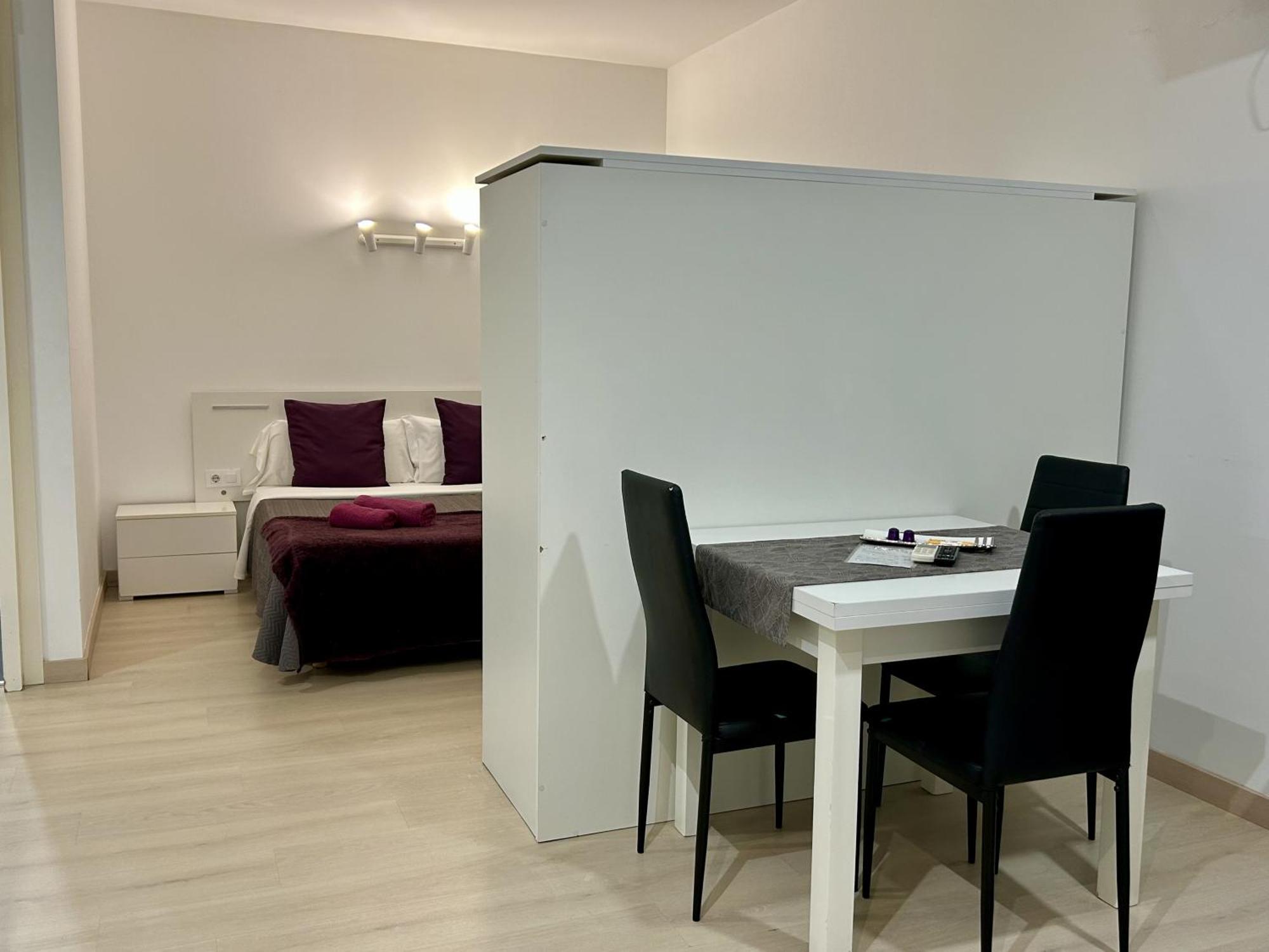 Apartahotel Baldiri Сан-Бой-де-Льобрегат Экстерьер фото