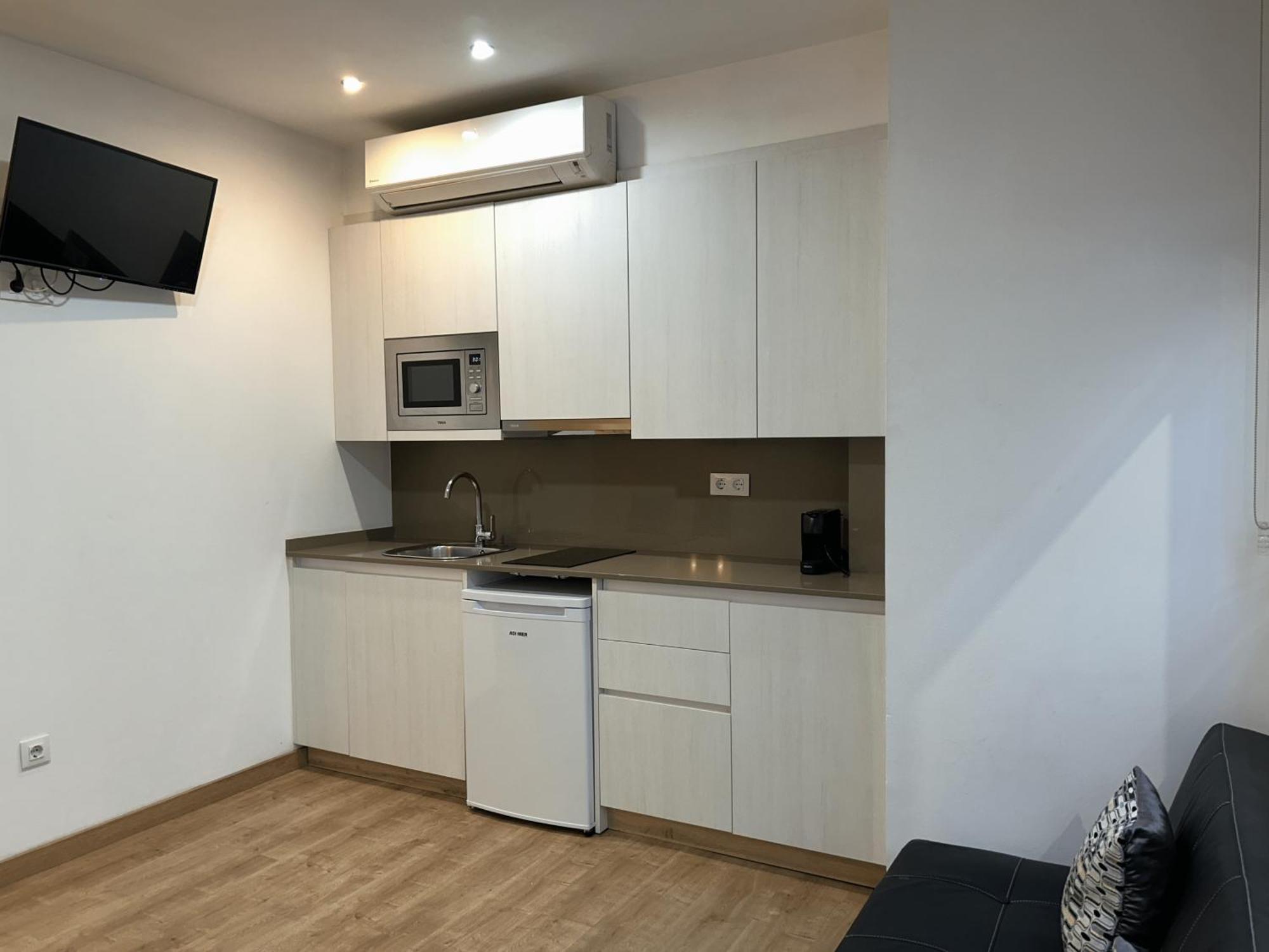 Apartahotel Baldiri Сан-Бой-де-Льобрегат Экстерьер фото