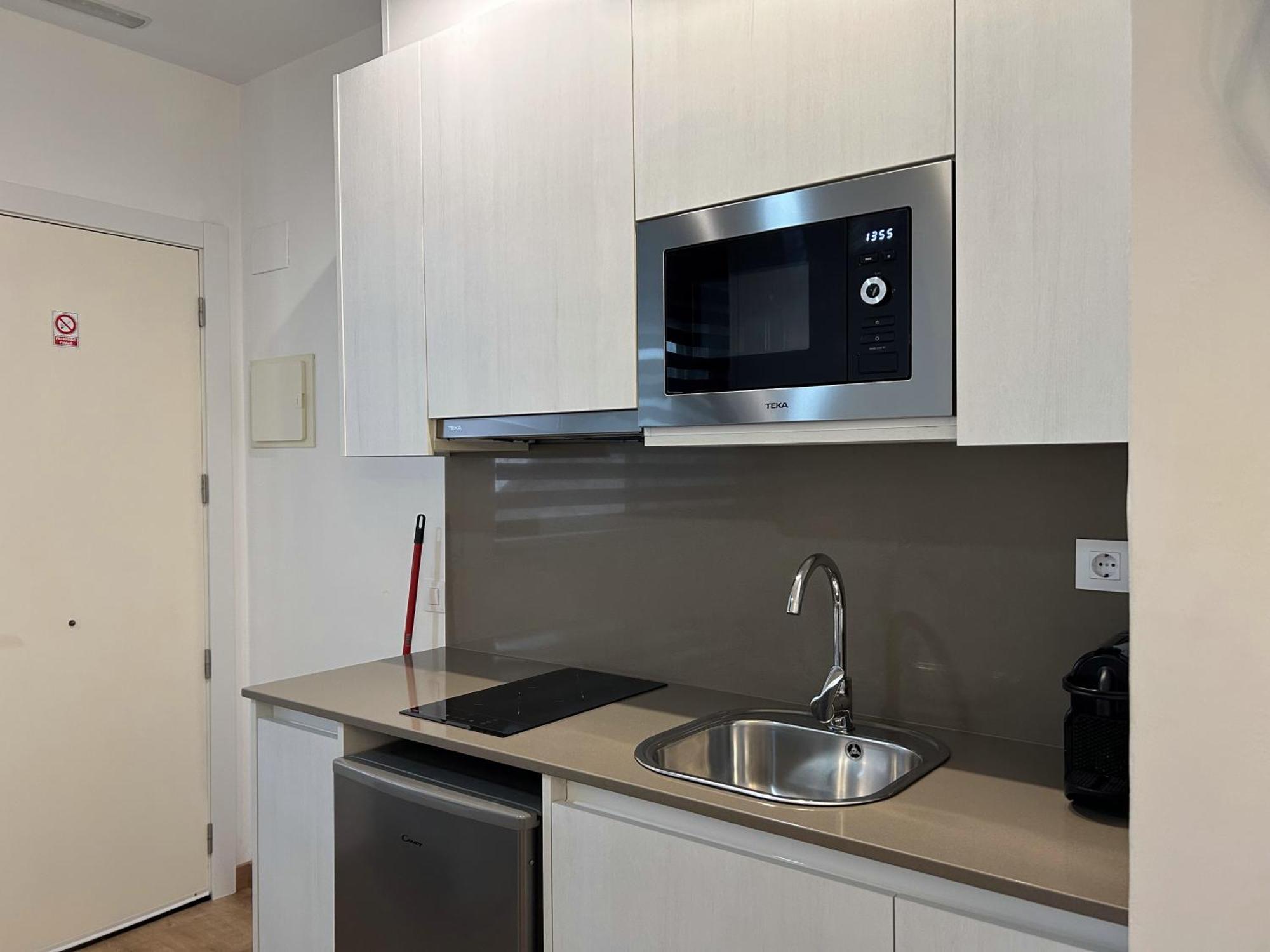 Apartahotel Baldiri Сан-Бой-де-Льобрегат Экстерьер фото