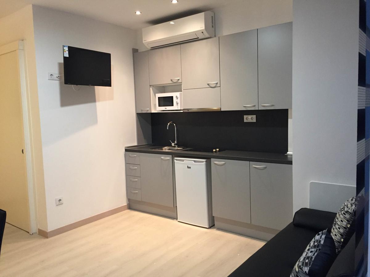 Apartahotel Baldiri Сан-Бой-де-Льобрегат Экстерьер фото